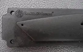 Kneck Knive/Pisau Outdoor Smith&Wesson SW990