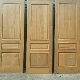 Kusen dan pintu jati