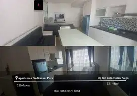 Sewa Apartement Sudirman Park Low Floor 2BR Full Furnished View Pool