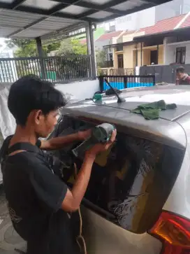 pasang kaca film mobil panggilan