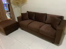 Sofa minimalis empuk dan lembut warna bisa reques