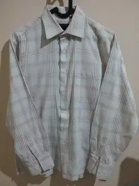 KEMEJA DANKAMAN SIZE M KONDISI 99%