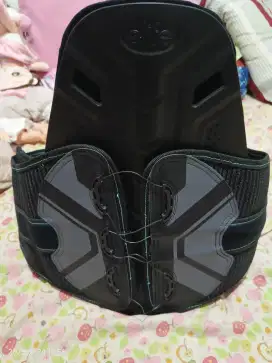 Korset Tulang Belakang E-War 021A