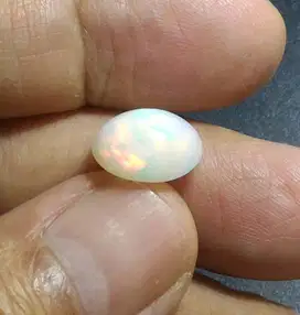 White Opal Kalimaya Natural 4,02 crt dengan sertifikat