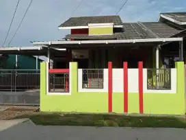 Dijual rumah type 46 luas tanah 140 beserta isinya