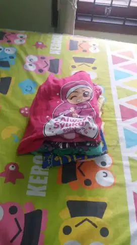 Baju Anak-Anak Laki Dan perempuan