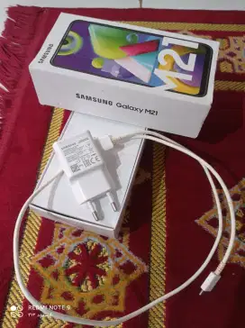 Charger Galaxy M21