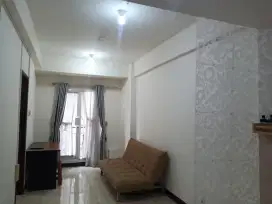 Dijual Apartemen Puri Park View Tower B 2BR lt 8 semi furnish hdp pool