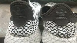 ADIDAS derrupt runner size 42