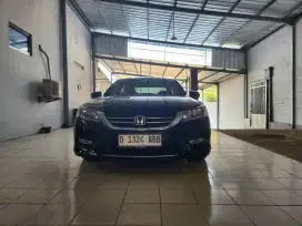 HONDA ACCORD VTI.L 2013