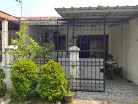 Dijual rumah siap huni di Griya Parung Panjang