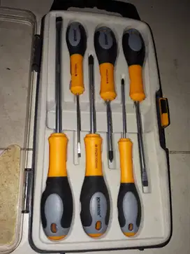 krisbow 6-pieces screwdriver set Obeng Premium Murah