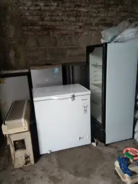Rombeng freezer bekas rusak dll