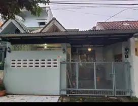 Dijual Cepat Rumah Di Kencana Loka BSD