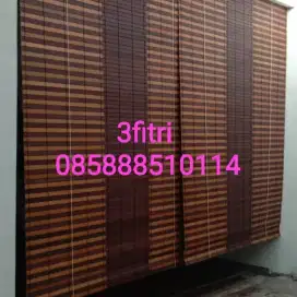 Krey kayu tirai kayu