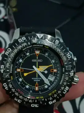 Jam tangan KINETIC merk SEIKO