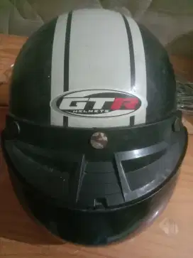 HELM RETRO GTR HITAM