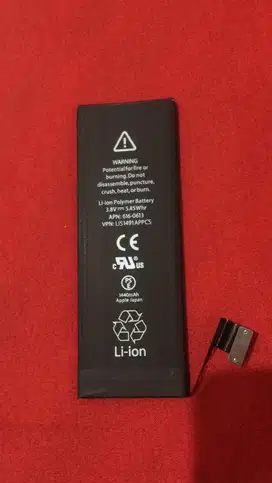 Batre baterai iPhone 5 bergaransi free pemasangan