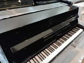 Piano Yamaha LU 90