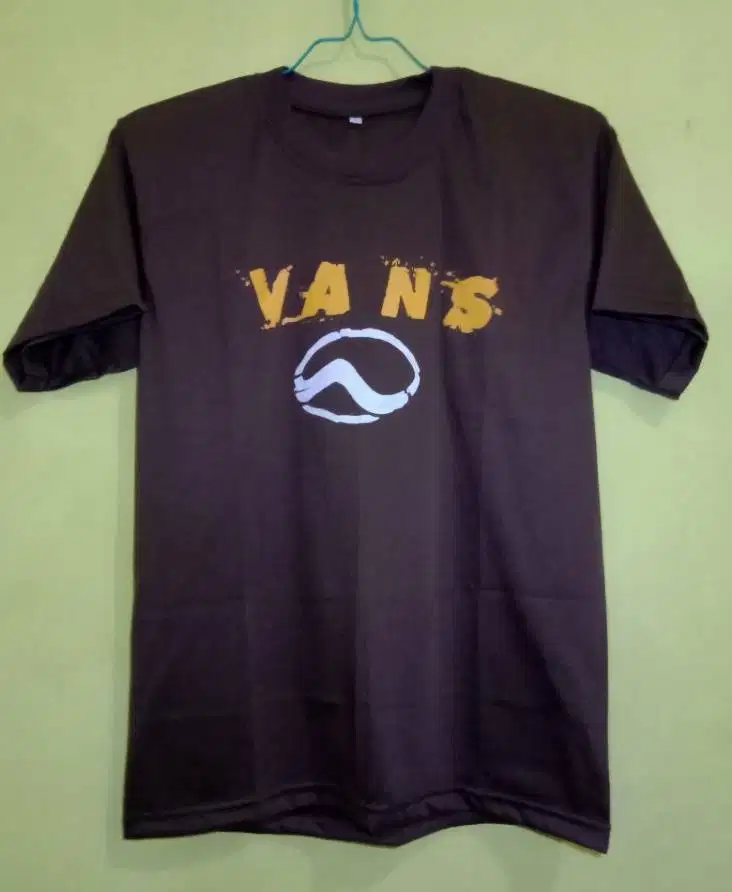 Tshirt kaos baju distro vans