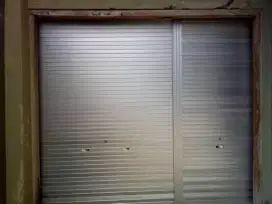 Teknisi pemasangan baru untuk rolling door folding gate murah jakarta