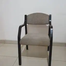 Kursi duduk LIGNA