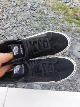 Sepatu vans original undefeated size 43 hitam black jual murah BU bgt