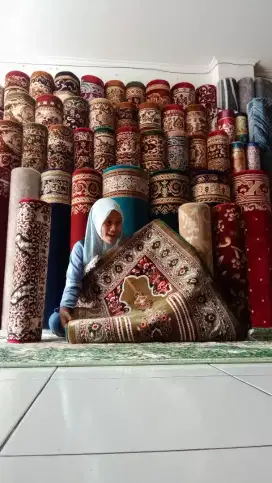 Menjual segal jenis karpet masjid karpet muahola karpet ruangan polos