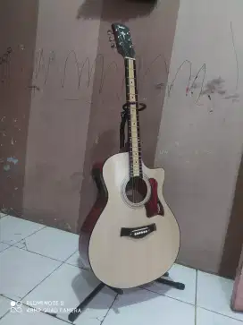 Gitar akustik elektrik Taylor natural