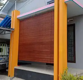 Tirai Penutup Teras
