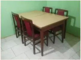 MEJA MAKAN
Jati  Antik Cantik Menarik !!