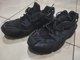 Nike Huarache triple black