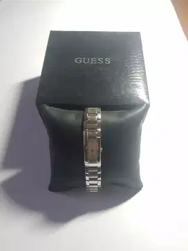 Preloved Jam Tangan Wanita GUESS Original