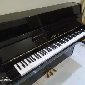 Yamaha Piano JU109 PE