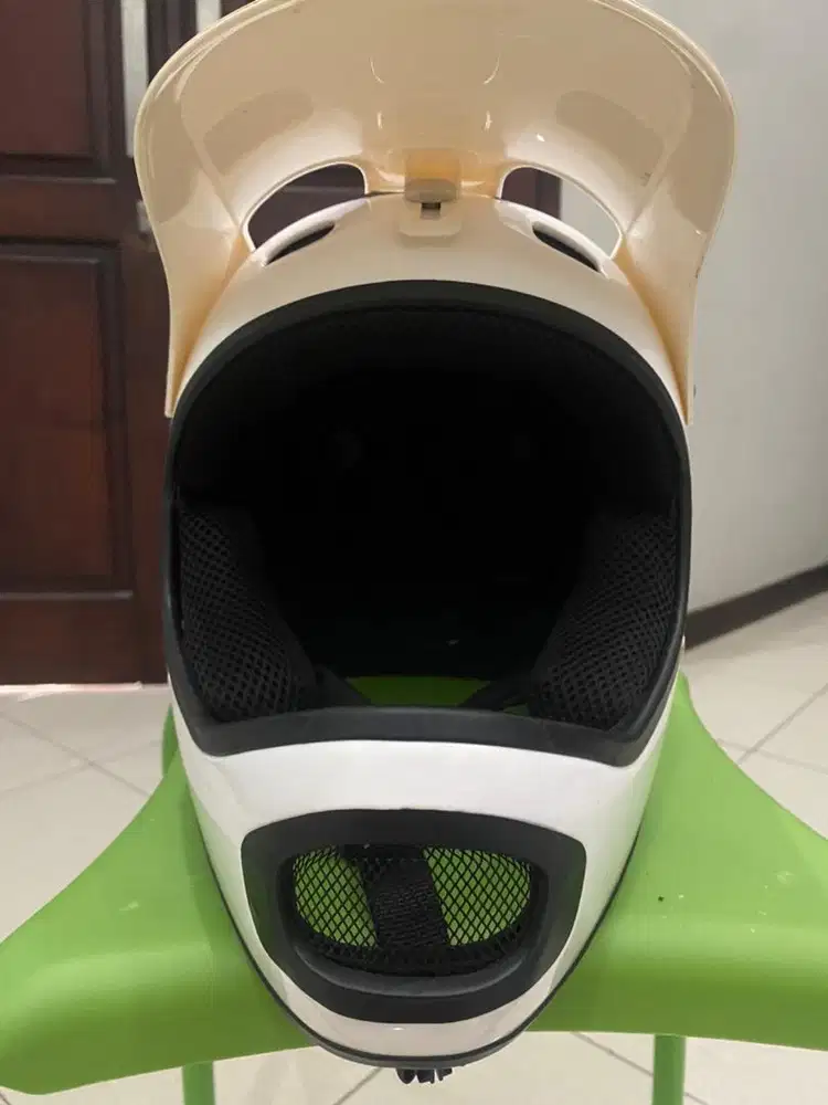 Peralatan downhill dan cross country ganteng maximal