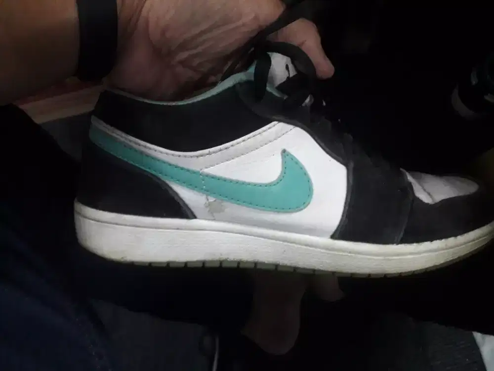 Sepatu nike jordan low