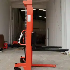 Promo Hand Lift Stacker Paling Murah Kapasitas 500 Kg sampai 2 Ton