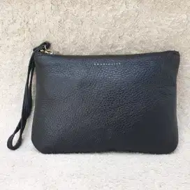 Coccinelle Clutch Hitam Kulit Asli Made In Bulgaria