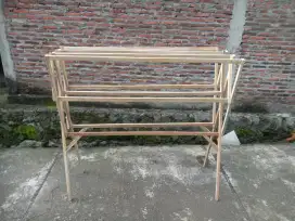 Jemuran kayu lipat