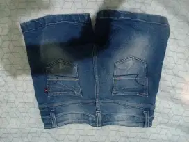 Celana jeans merek 8 EIGHT