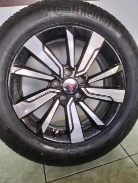 JUAL BAN DAN VELG OEM RING 17 X 216/60 EX WULING ALMAZ 2019