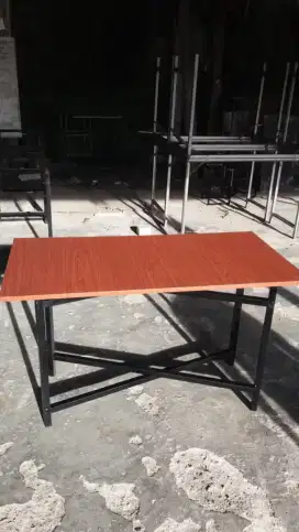 Meja lipat bazaar pameran event