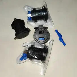 USB Charger Mobil Motor Lainnya Universal Plus Voltmeter Tombol On-Off