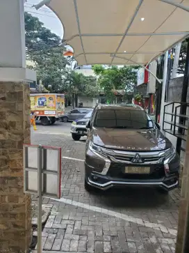 Kanopi membran kondisi bagus utuh ga ada retak dan sobek
