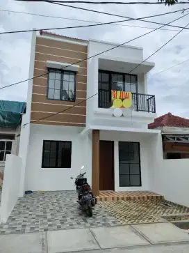 Jual cepat rumah murah 2 lantai siap huni