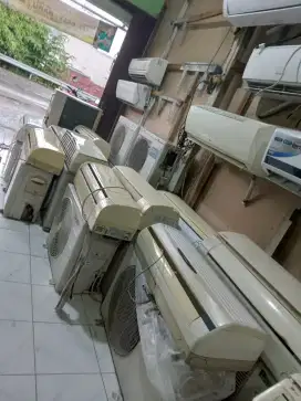 Jual ac second 1/2 - 1 pk  ad yg minat pekayon jaya