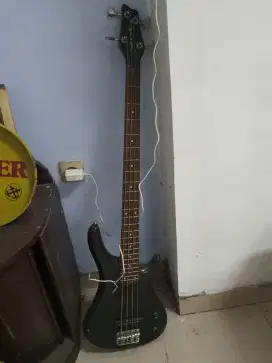 GITAR ELEKTRIK BASS MAXWELL