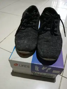 Sepatu Lotto original