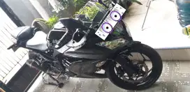 Kawasaki Ninja 250FI 2013 LOW ODO!!!