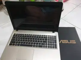 Laptop ASUS X540Y BLACK TERAWAT.